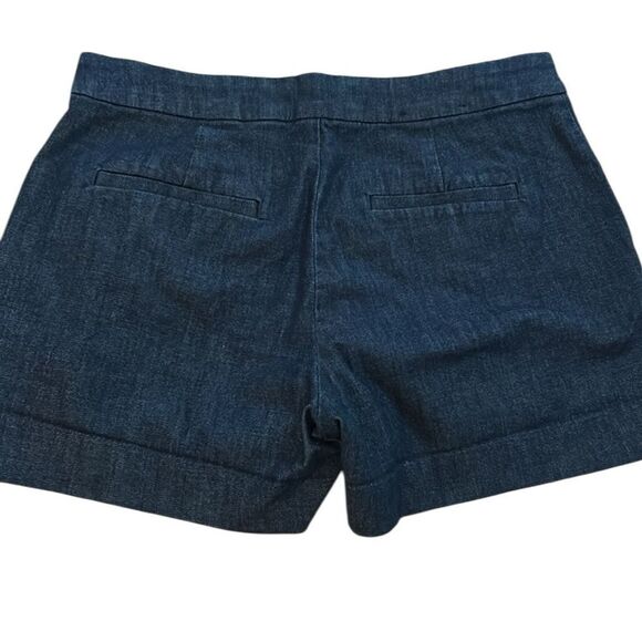 Banana Republic Dark Blue Jean Shorts with Button Detail size 0/25 - Picture 2 of 9